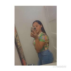 Meet your Posher, Mayra